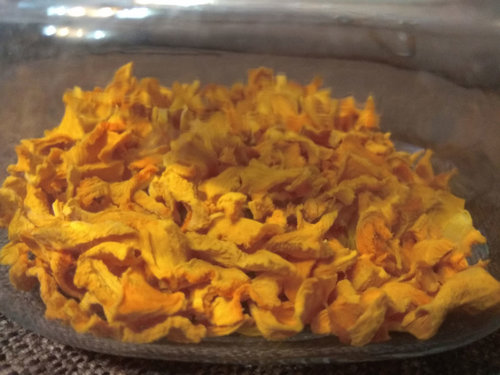 ususene.jpg (110.82 KiB) 13652 zobrazení Uložené hokaido v pohári