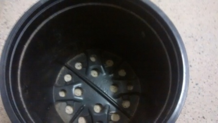 Pouzil som tento kvetinac :)